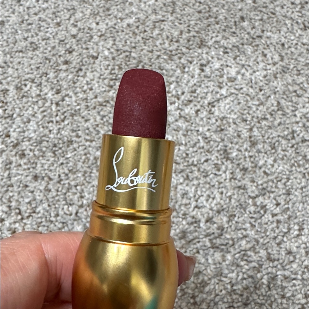 Christian Louboutin Velvet Matte Lip Colour Djalouzi 405M Burgundy Tester - Picture 7 of 8